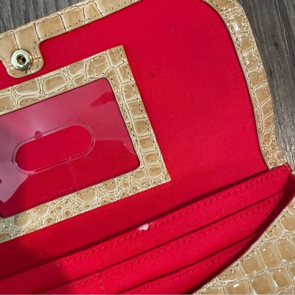 HOBO Tan Patent Leather Croc Embossed Crossbody Bag - Picture 9 of 11